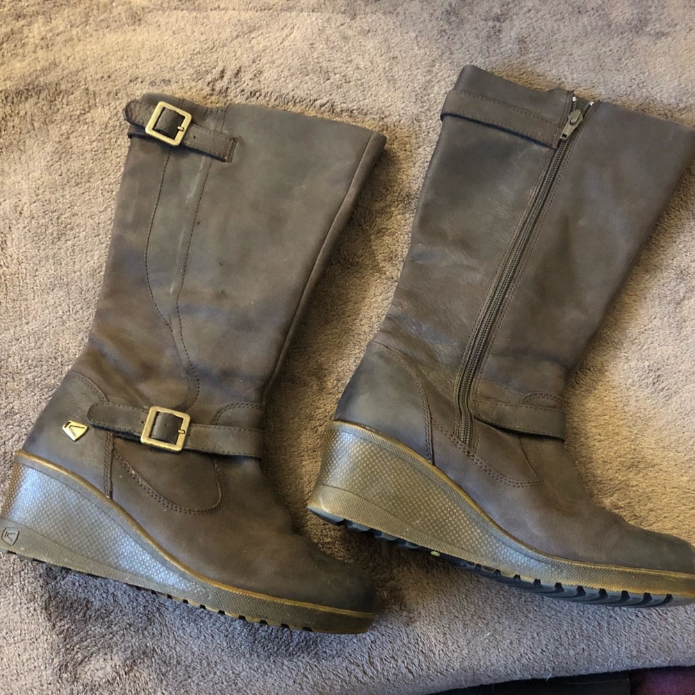 Keen boots